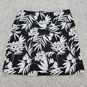 S.C. & Co. Womens White & Black Floral Skort Size Large‎ Built In Shorts
